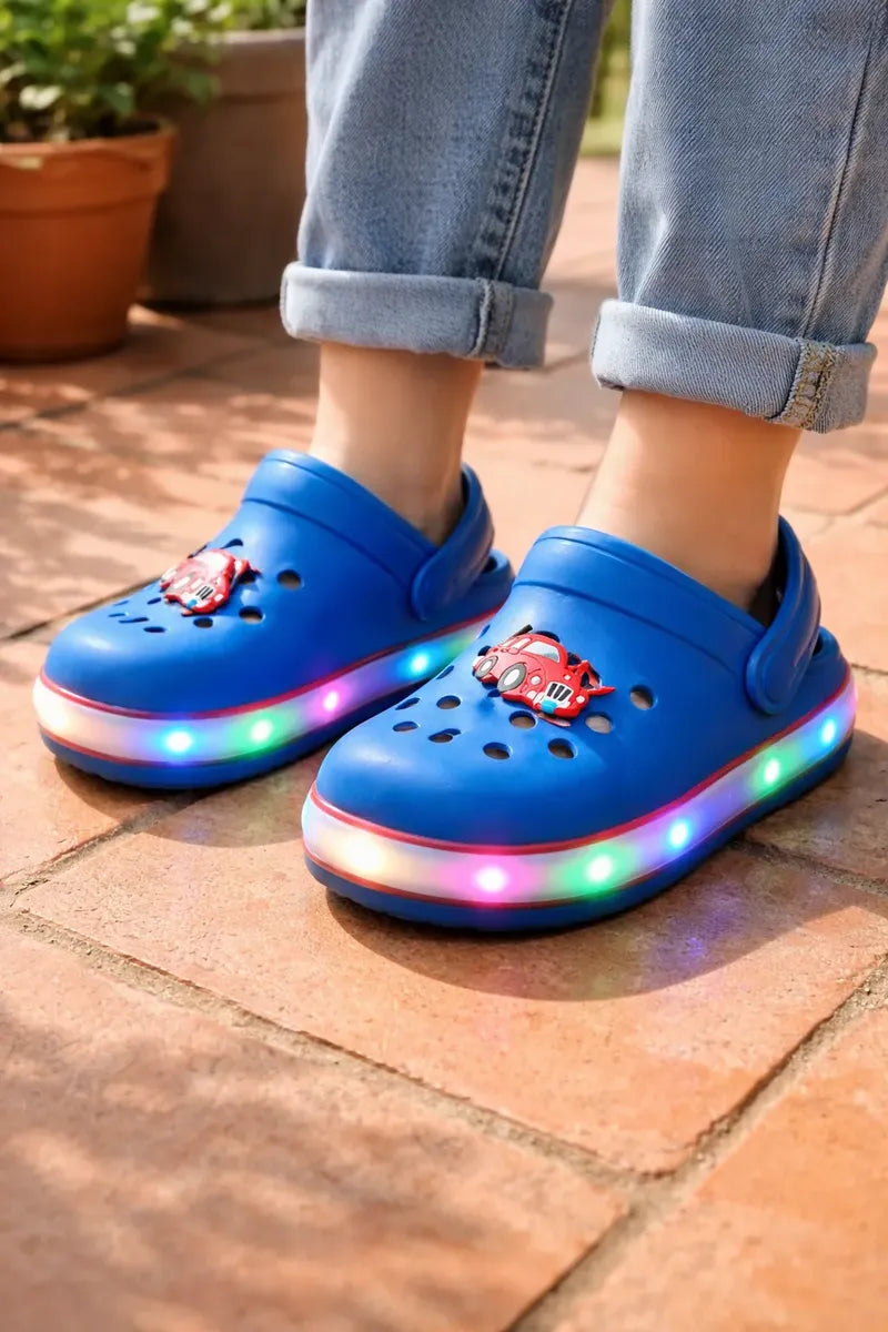Zueco de goma con luces Led