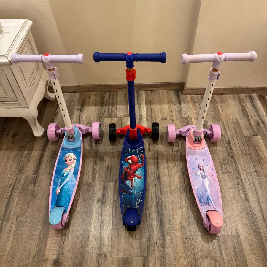 Monopatín infantil plegable con luces mùsica y casco