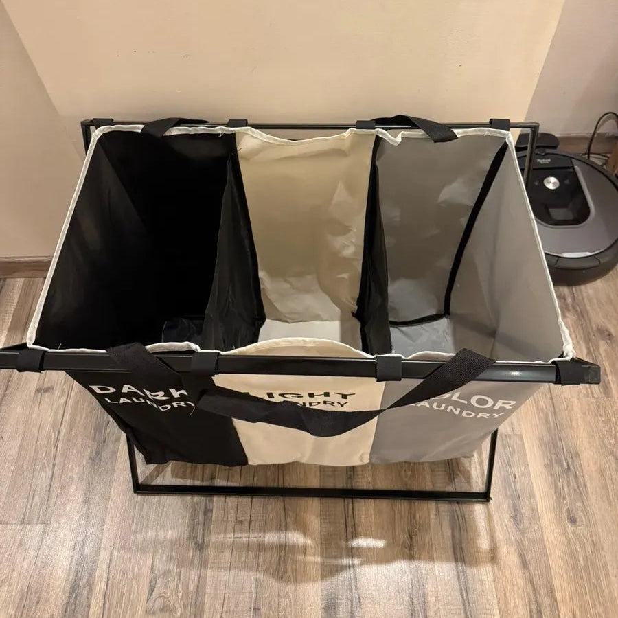 Cesto para ropa triple con estructura de aluminio